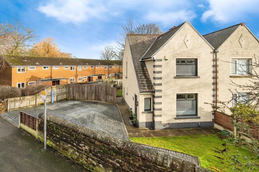 Main image of property: Tonge Moor Road, Bolton, Greater Manchester, BL2