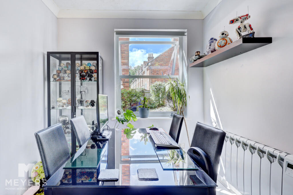 Apartment in Bournemouth - View 3