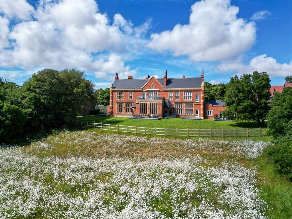 Main image of property: Courtstairs Manor, Ramsgate, CT11