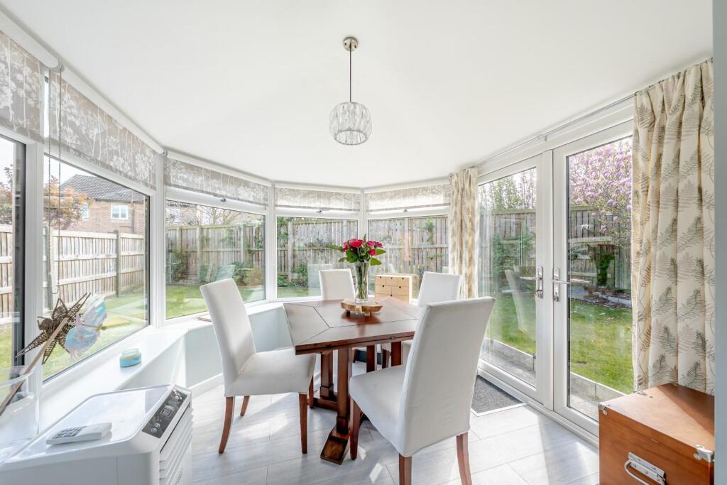 House in Leeds, Wetherby - More