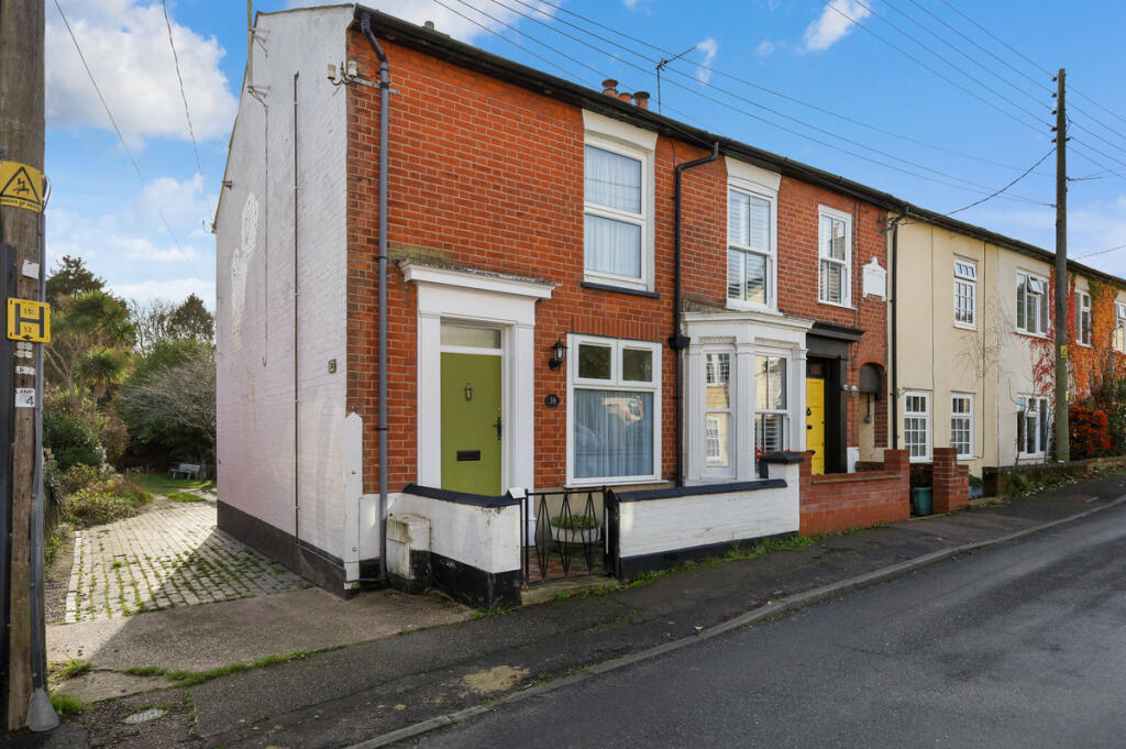 3-bed semi-detached on Albion Street, Colchester, CO5, £290,000
