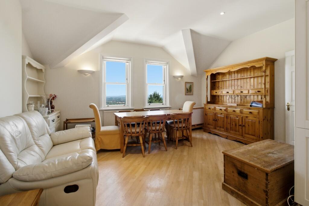 Apartment in Malvern Hills, Malvern - More