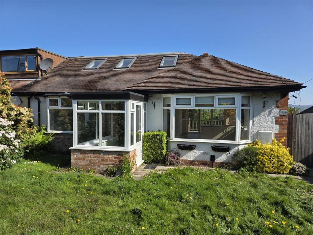 House in Staffordshire Moorlands, Leek - View 3