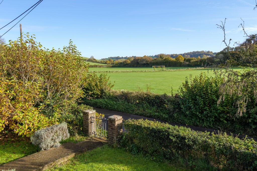 Main image of property: Park Lane, Elham, CT4
