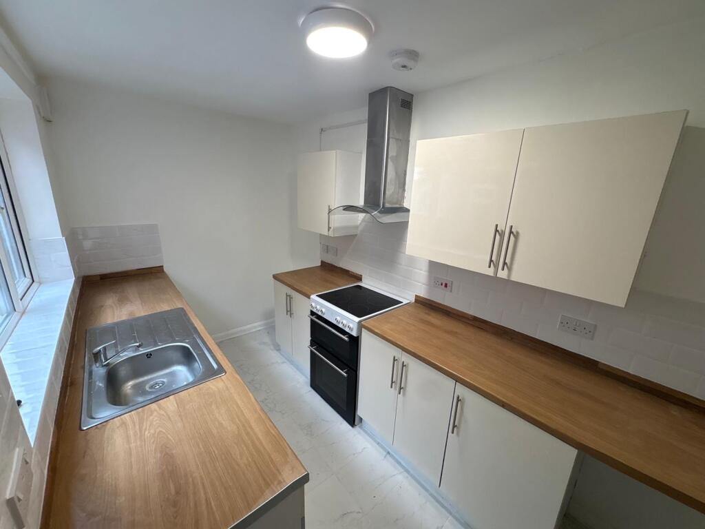 House in Nottingham - View 2