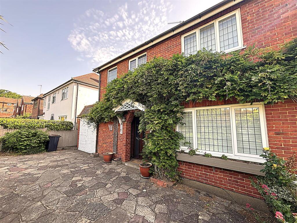 Main image of property: Woodlea Drive, Bromley