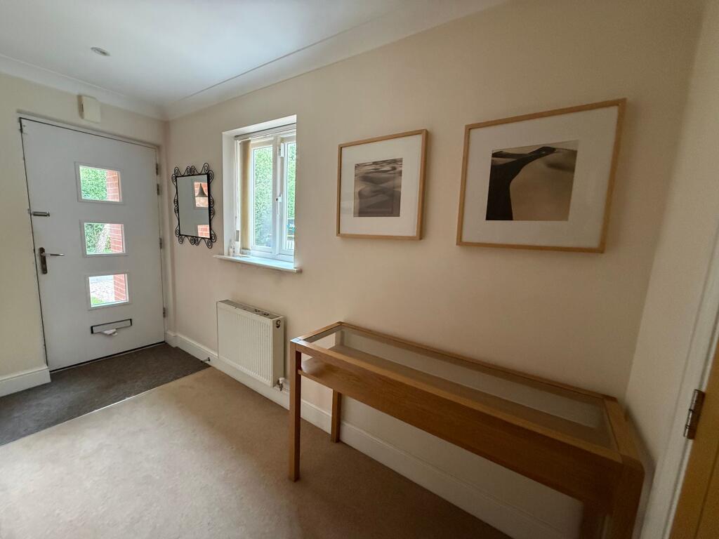 House in Solihull, Kineton Green - View 2
