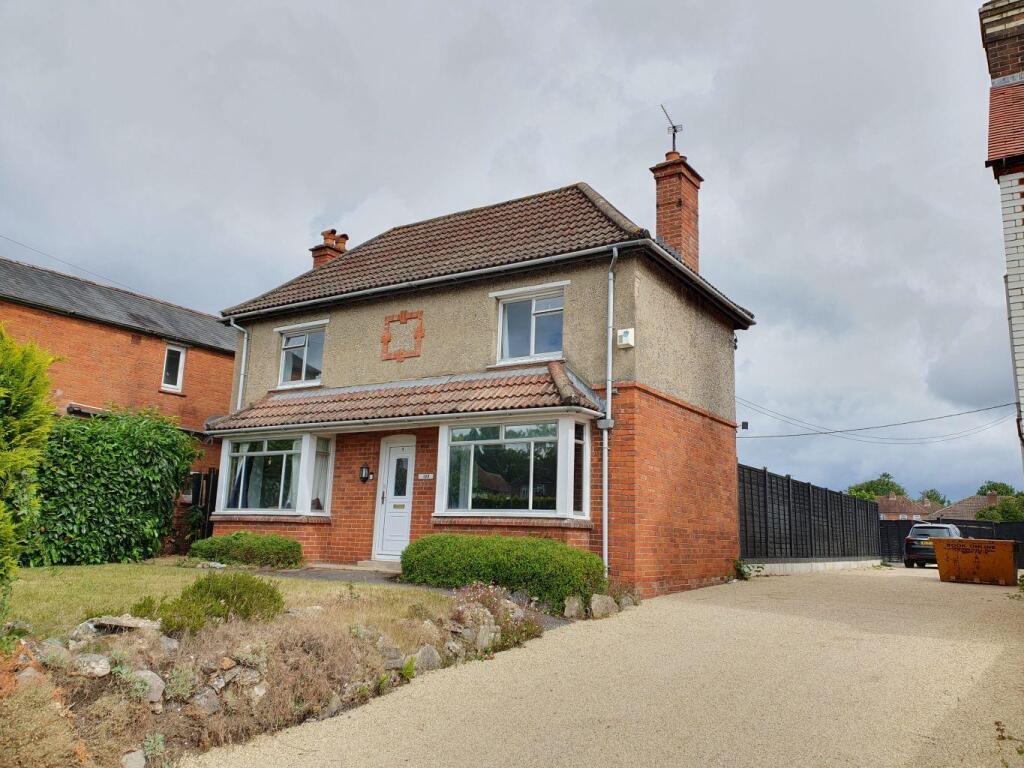 Main image of property: Bath Road, Thatcham, Berkshire