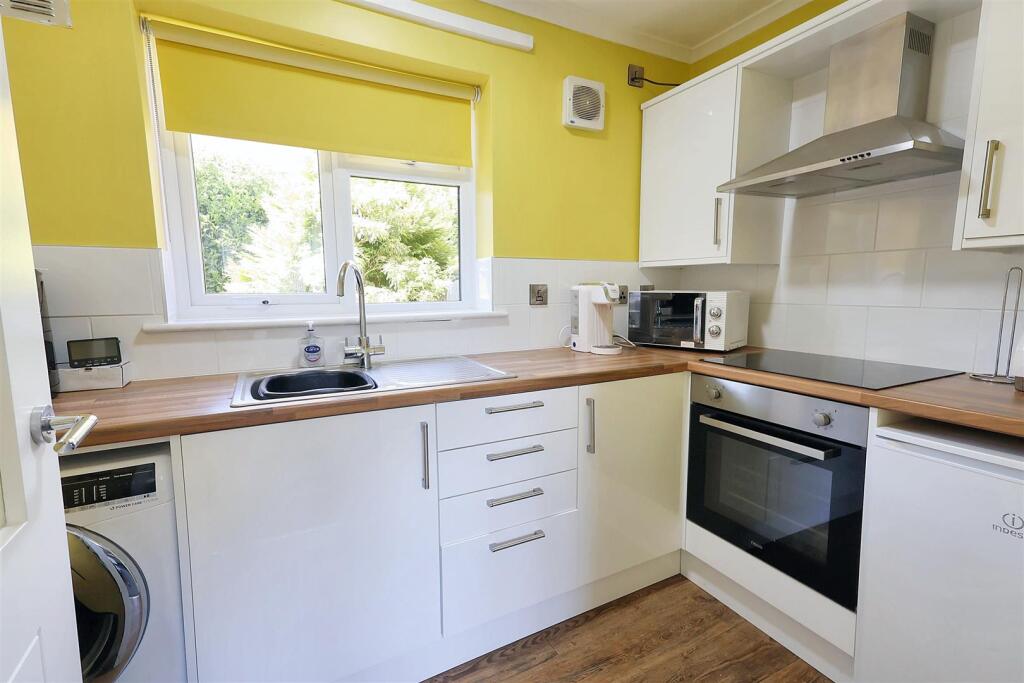 Main image of property: Rosemary Close, Nottingham