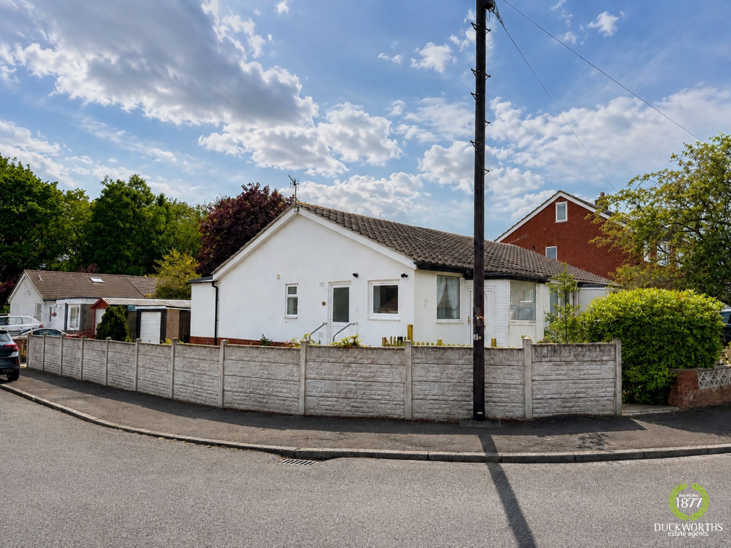 House in Hyndburn, Tottleworth - More