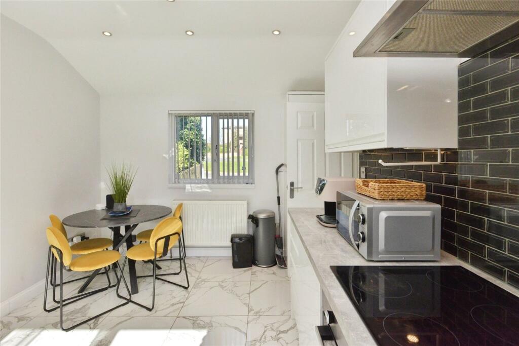 House in Milton Keynes - View 3