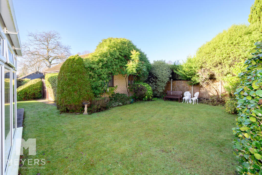 Sherwood Drive | Verwood | BH31 photo 4