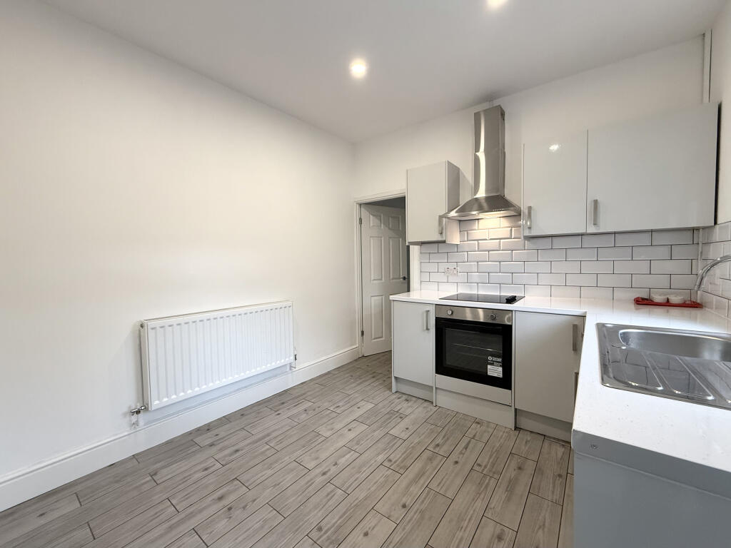 Gorphwysfa, Hirwaun Road, Trecynon, Aberdare photo 5