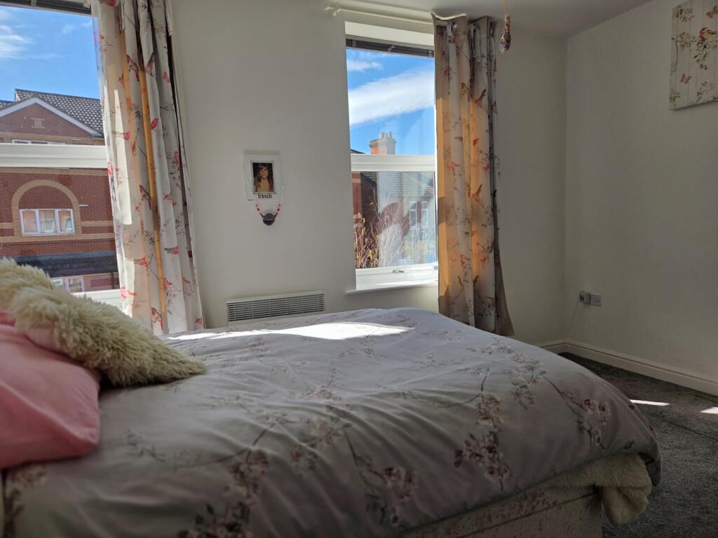 5 Ashford House, Woodside Park, Warwickshire, CV21 2BF photo 5