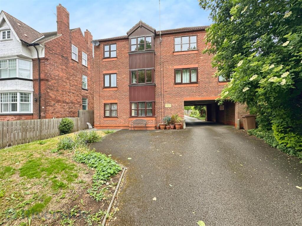 Main image of property: Station Road, Hessle