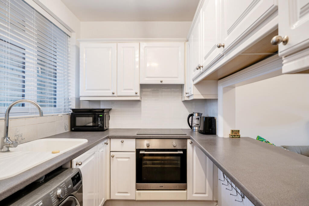 House in London - View 4