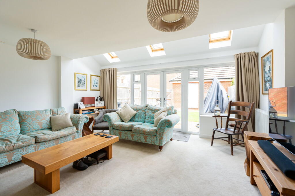 Habitat Way, Wallingford, OX10 9FT photo 4