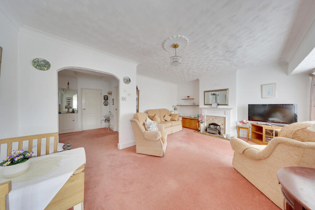 Apartment in Orpington, Scadbury, St Paul's Cray - More