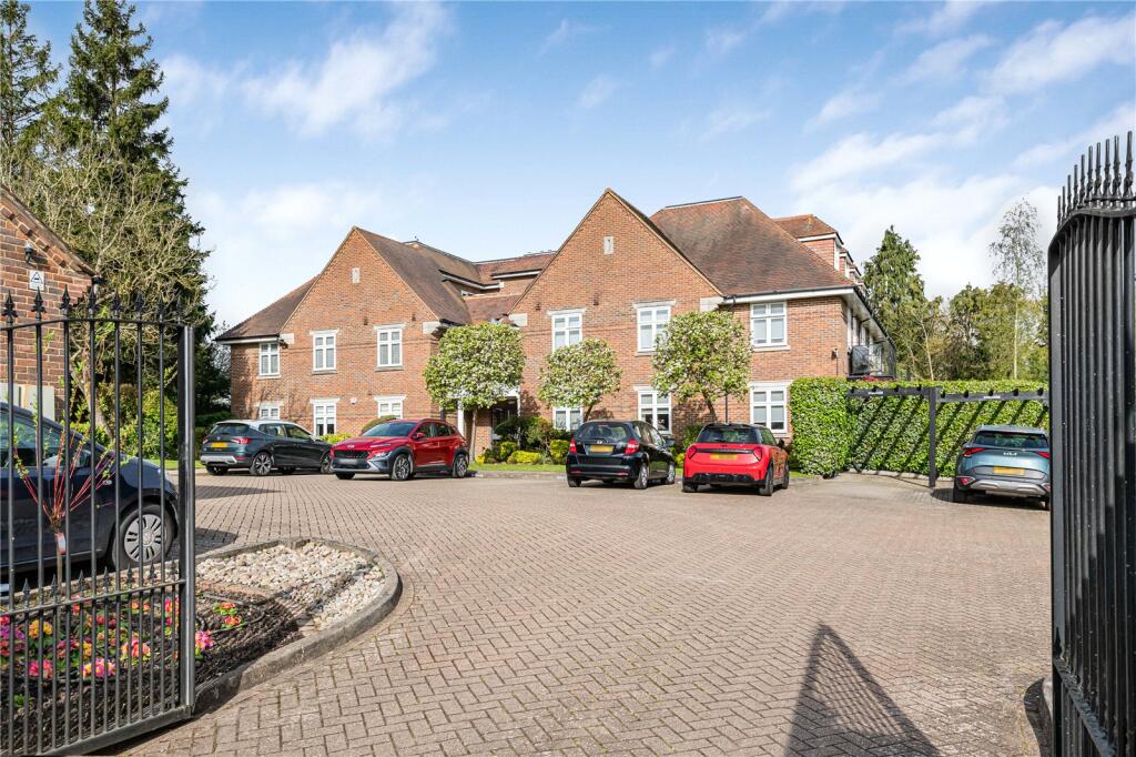Main image of property: Gills Hill, Radlett, Hertfordshire, WD7