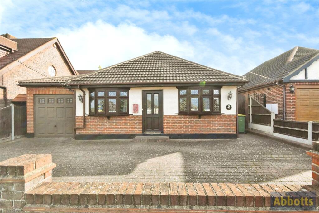 Main image of property: Clarence Road, Rayleigh, Essex, SS6