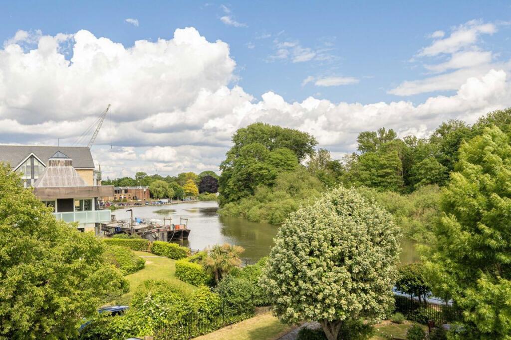 Main image of property: Lower Square, Old Isleworth