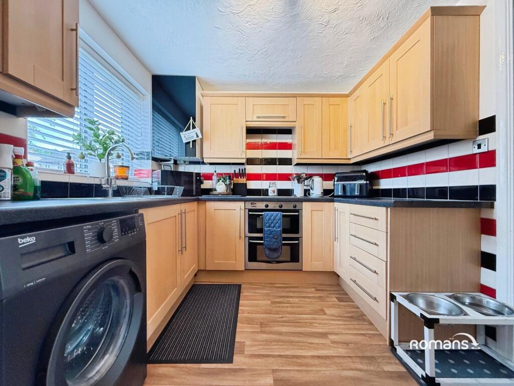 House in Basingstoke and Deane, Chineham - View 5
