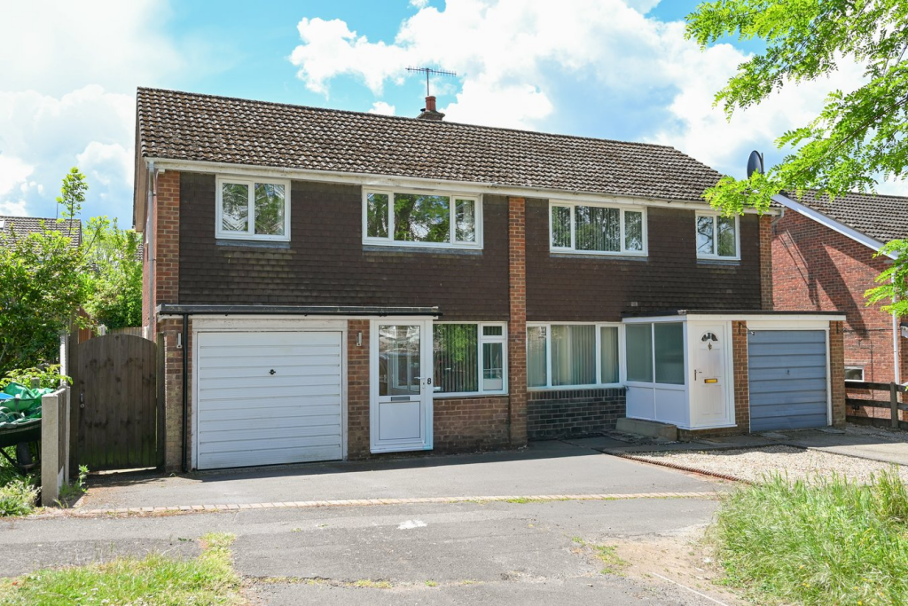 Main image of property: Drake Close, Ringwood, BH24