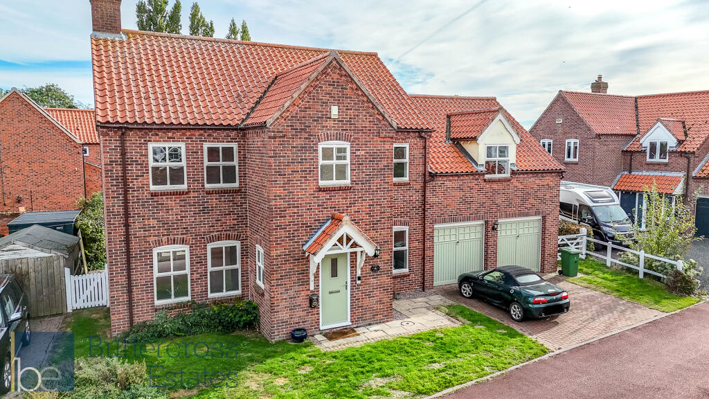 4-bed house on Hen & Chicken Yard, Barnby, NG24 2SP, £450,000