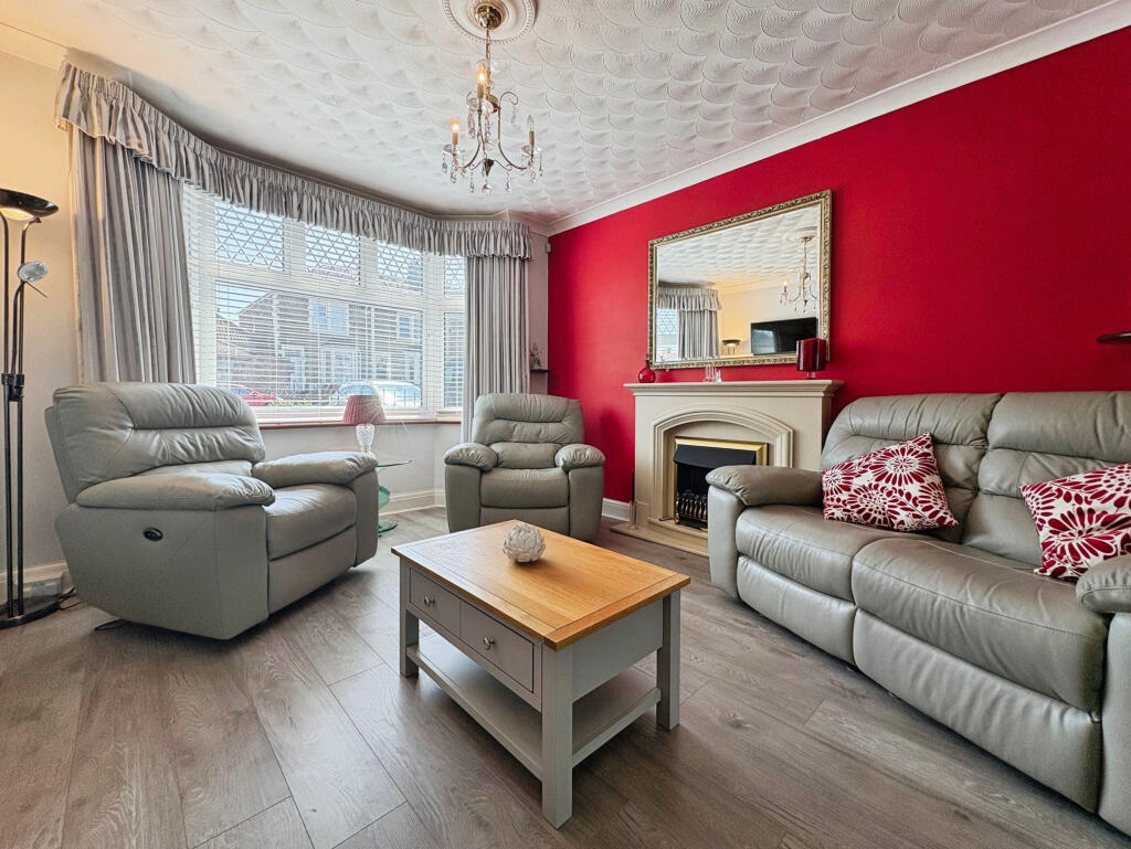 House in Bristol, Fishponds - More