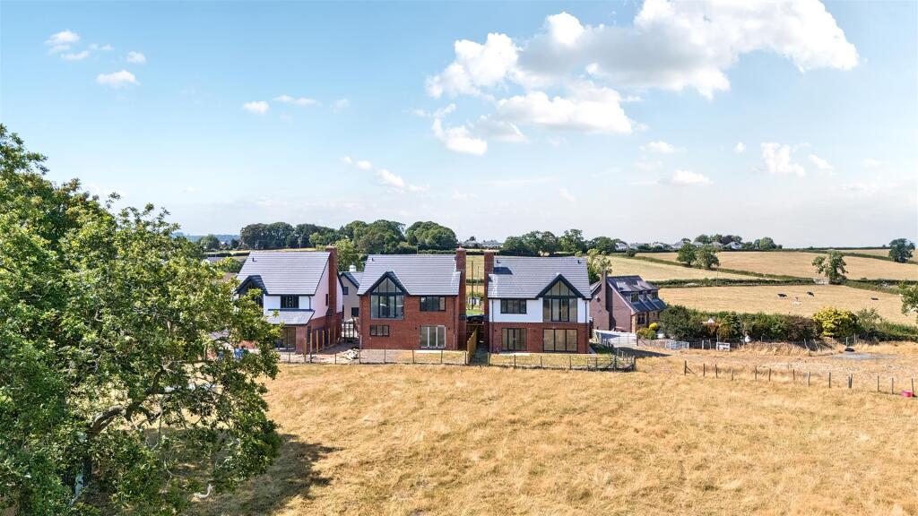 House in Chester - View 5