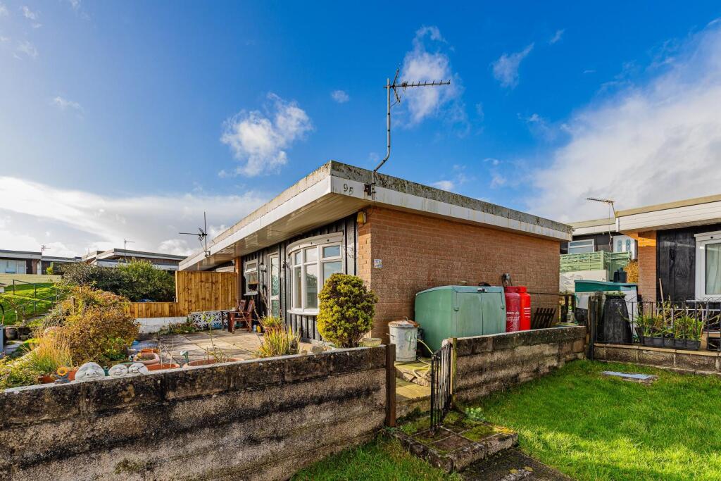 Main image of property: Fort Road, Lavernock, Penarth