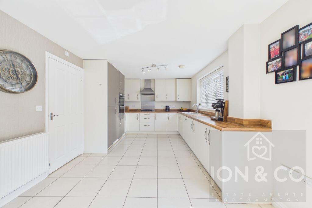 House in Moulton - View 6
