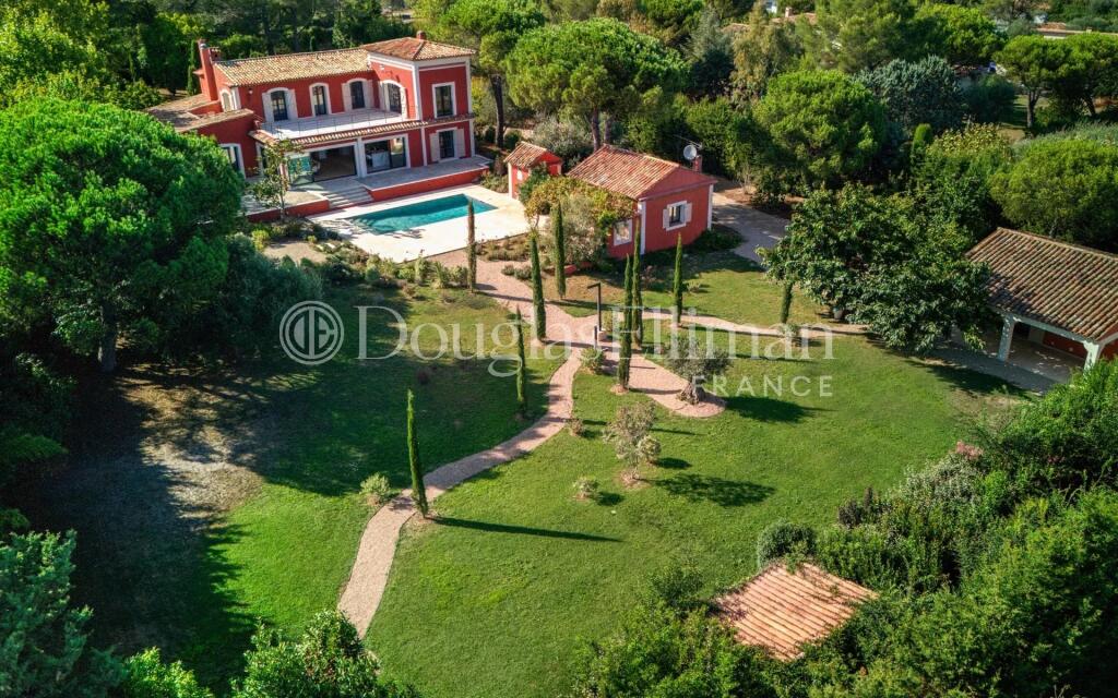 Main image of property: Provence-Alps-Cote d`Azur, Alpes-Maritimes, Mougins