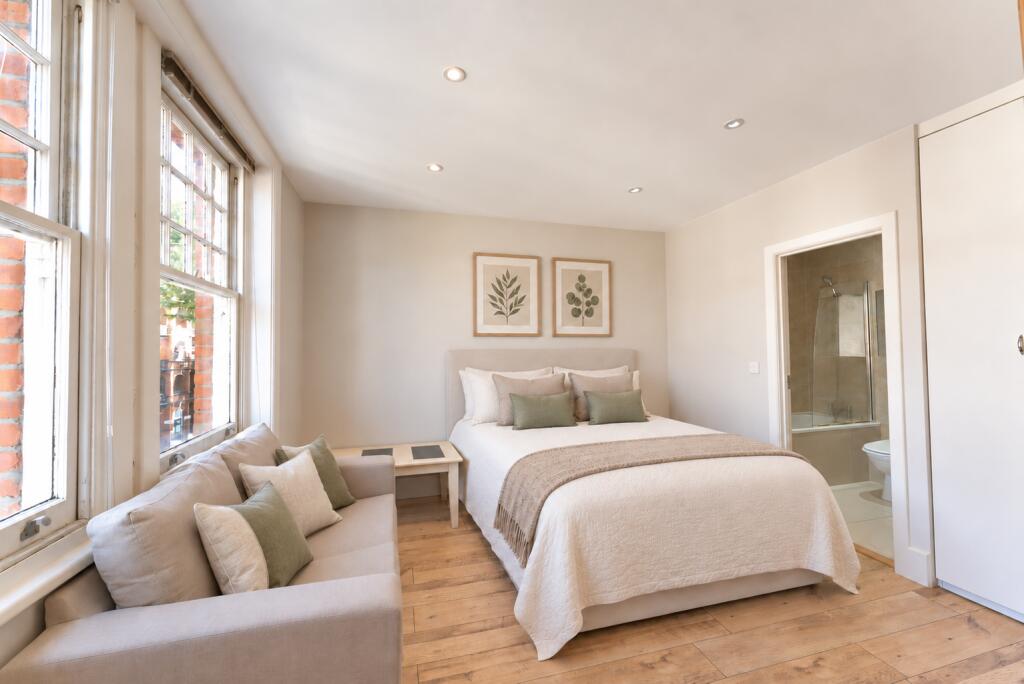 Main image of property: Mornington Avenue, LONDON, W14 8UJ