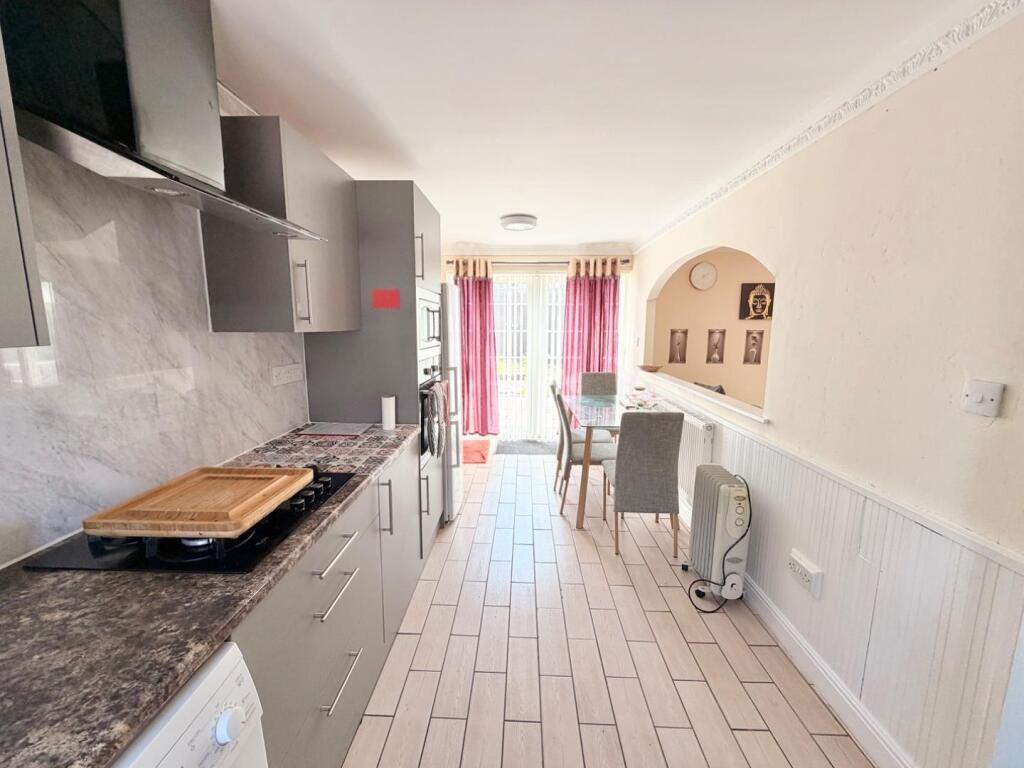 Helmswood Drive, Chelmsley Wood, Birmingham - View 3