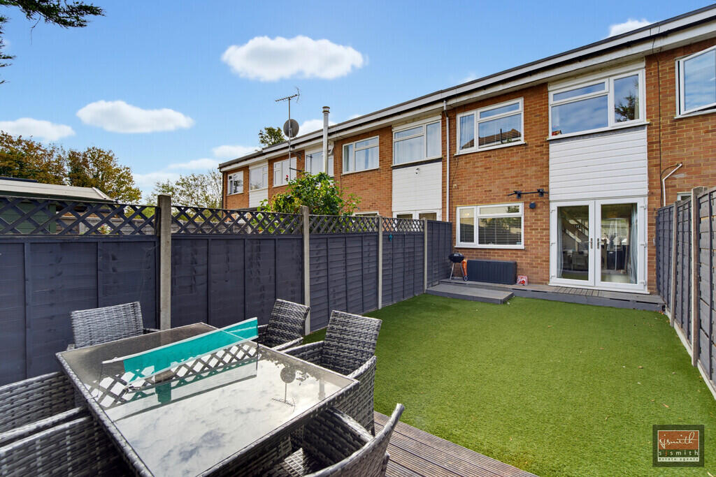 House in Spelthorne, Surrey - View 4