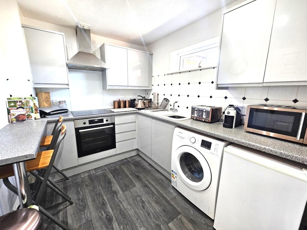 58 Outwood Road, Cheadle, SK8 photo 2
