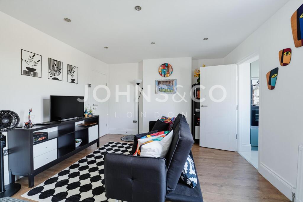 Apartment in London - View 3