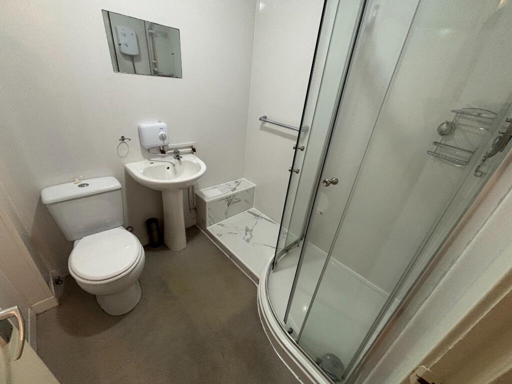 Apartment in Glasgow - View 4