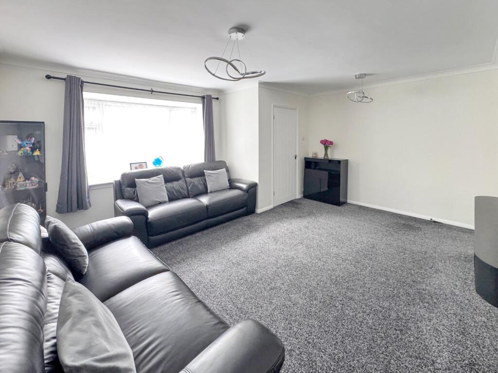 House in Gravesham, Westcourt - View 3