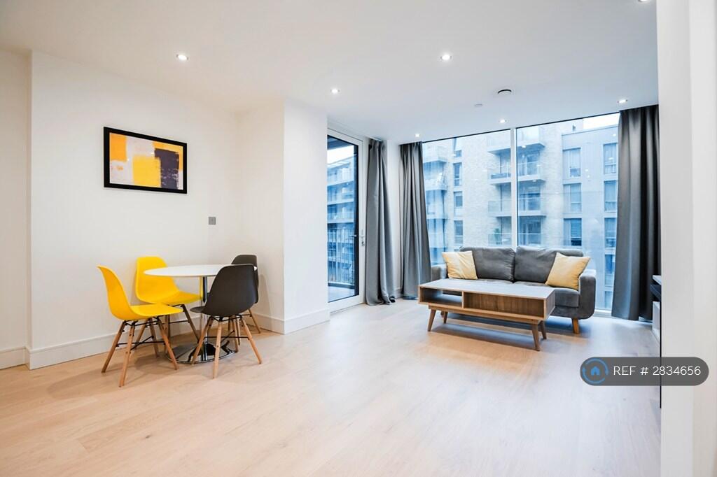 Main image of property: Croxley Court, West Drayton, UB7