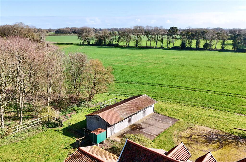 House in Ipswich - View 4