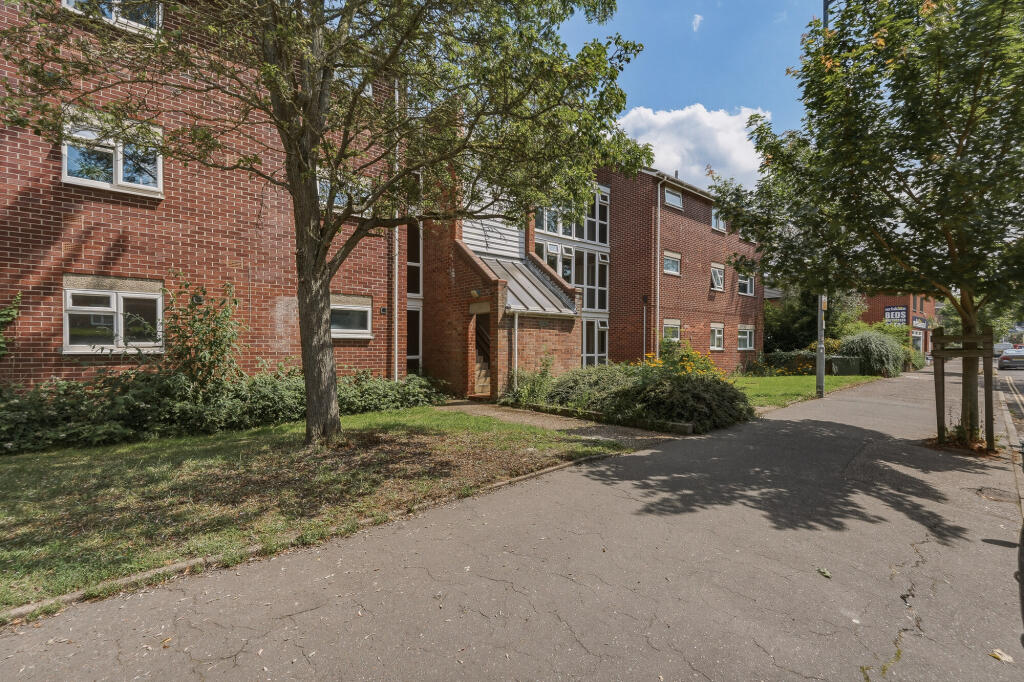 Main image of property: 48 Old Palace Rd, Norwich NR2 4JQ, UK