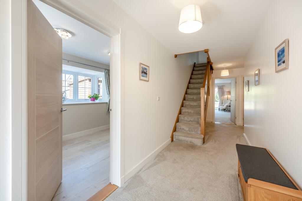 House in Portsmouth - View 5