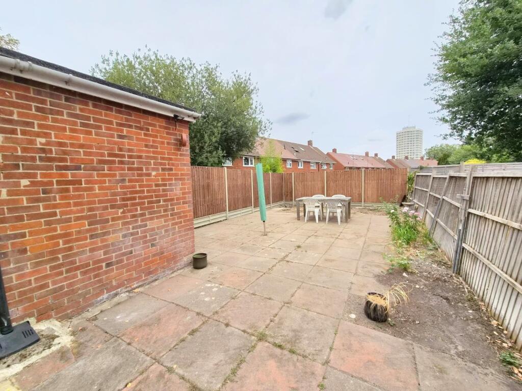 House in Bracknell - View 4