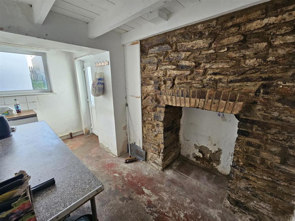 House in Plymouth, Calstock - View 3