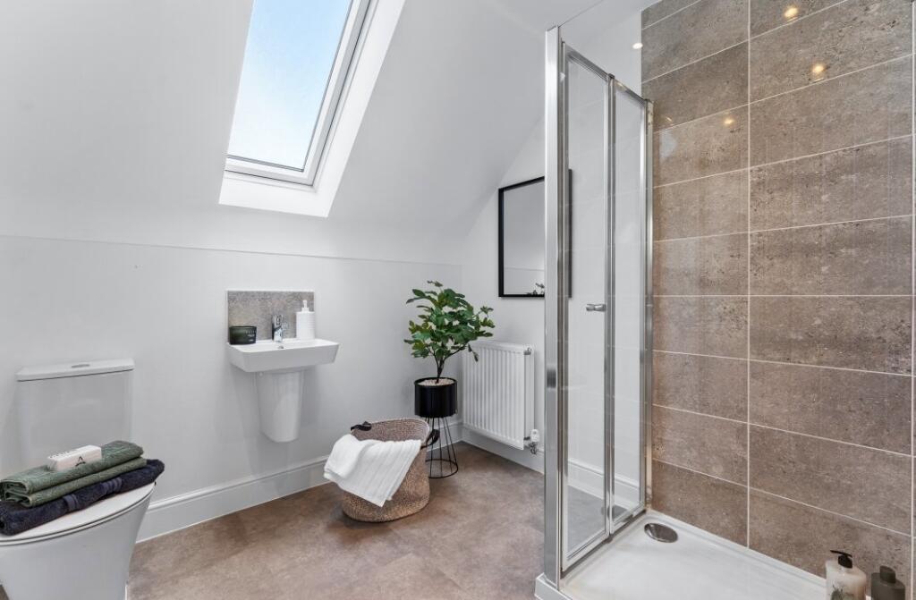House in Stockport - View 4