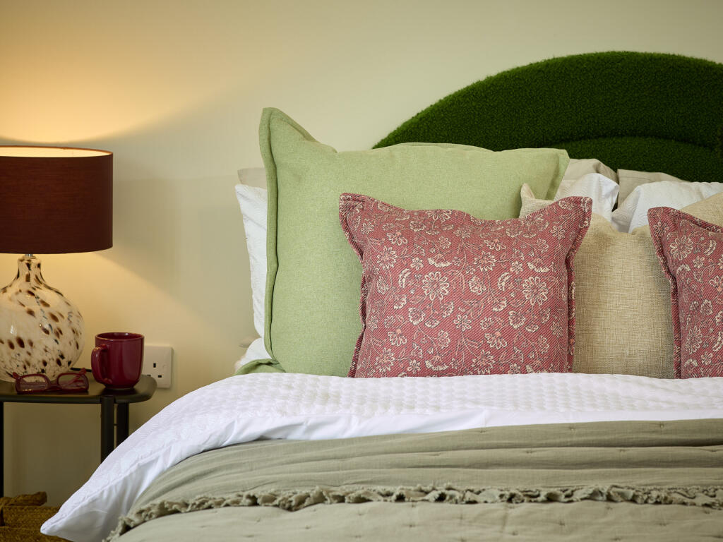 House in Theale, West Berkshire - View 3