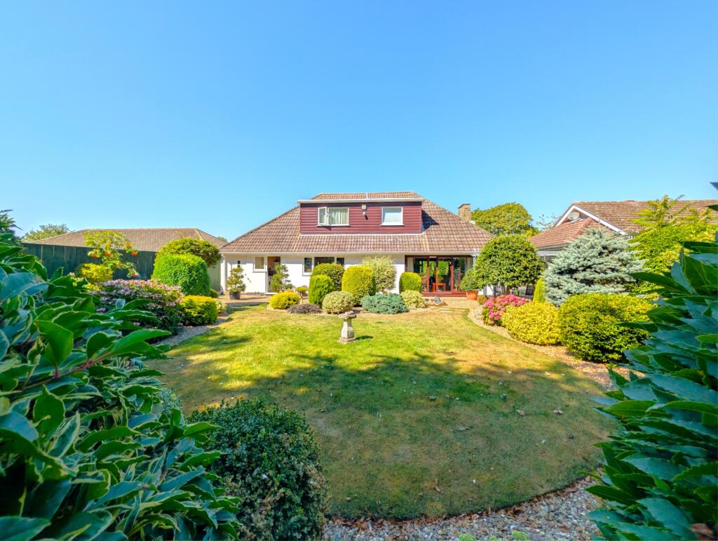 House in East Lindsey, Skegness - View 2
