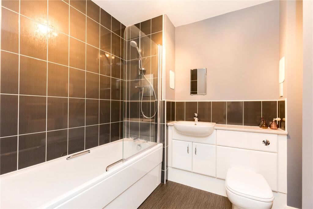 Apartment in Aberdeen - More